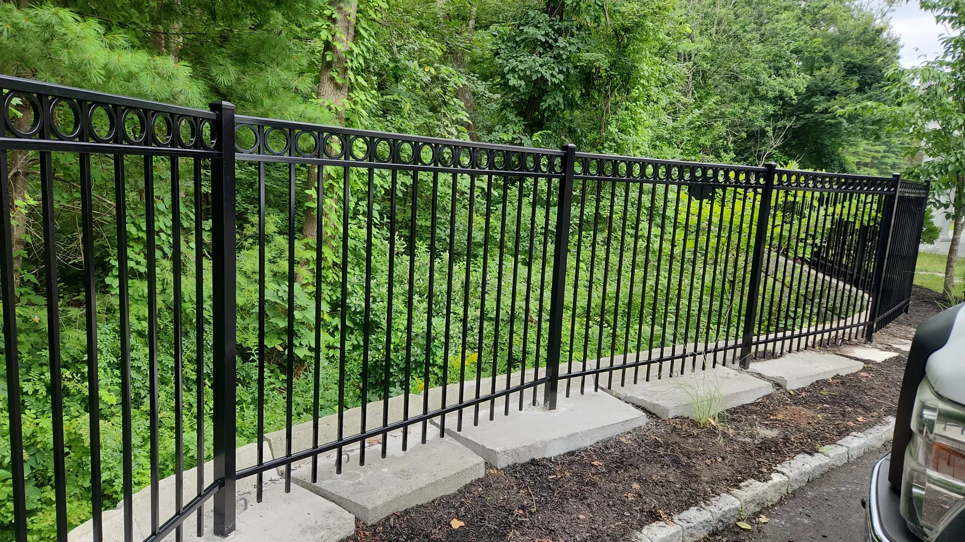 Ornamental aluminum fence photo 12