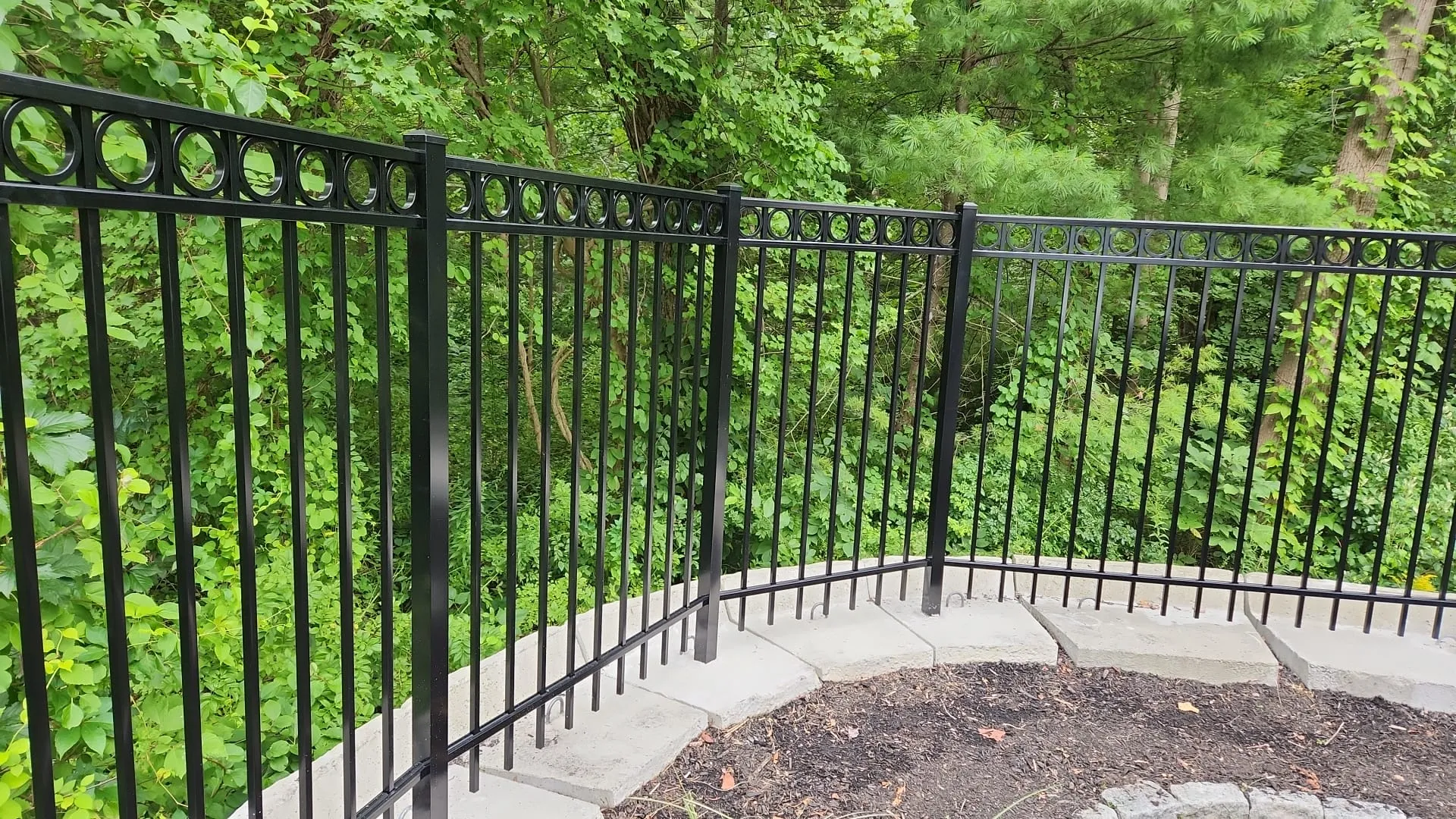 Ornamental aluminum fence photo 13