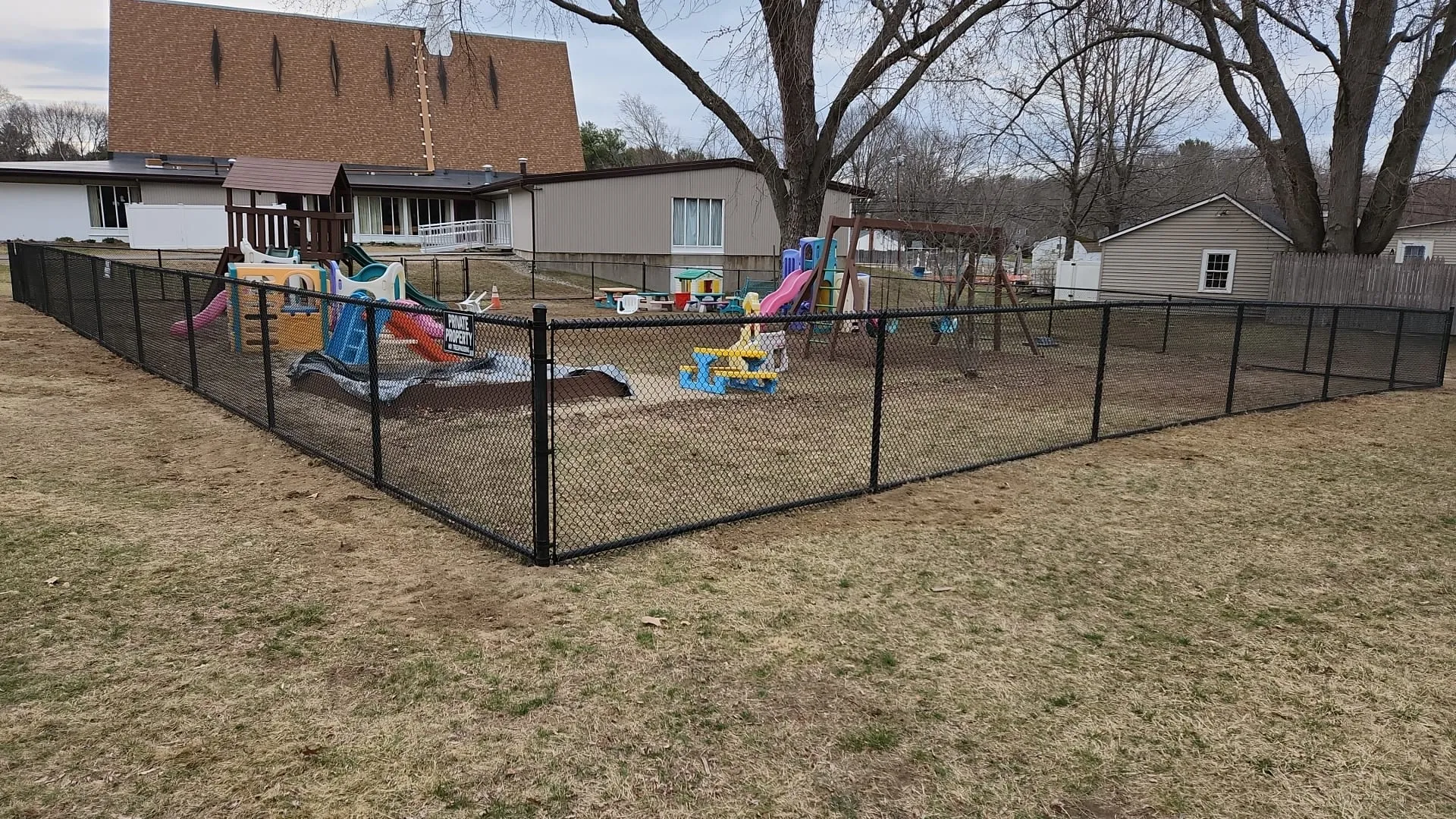 Chain link fence photo 7