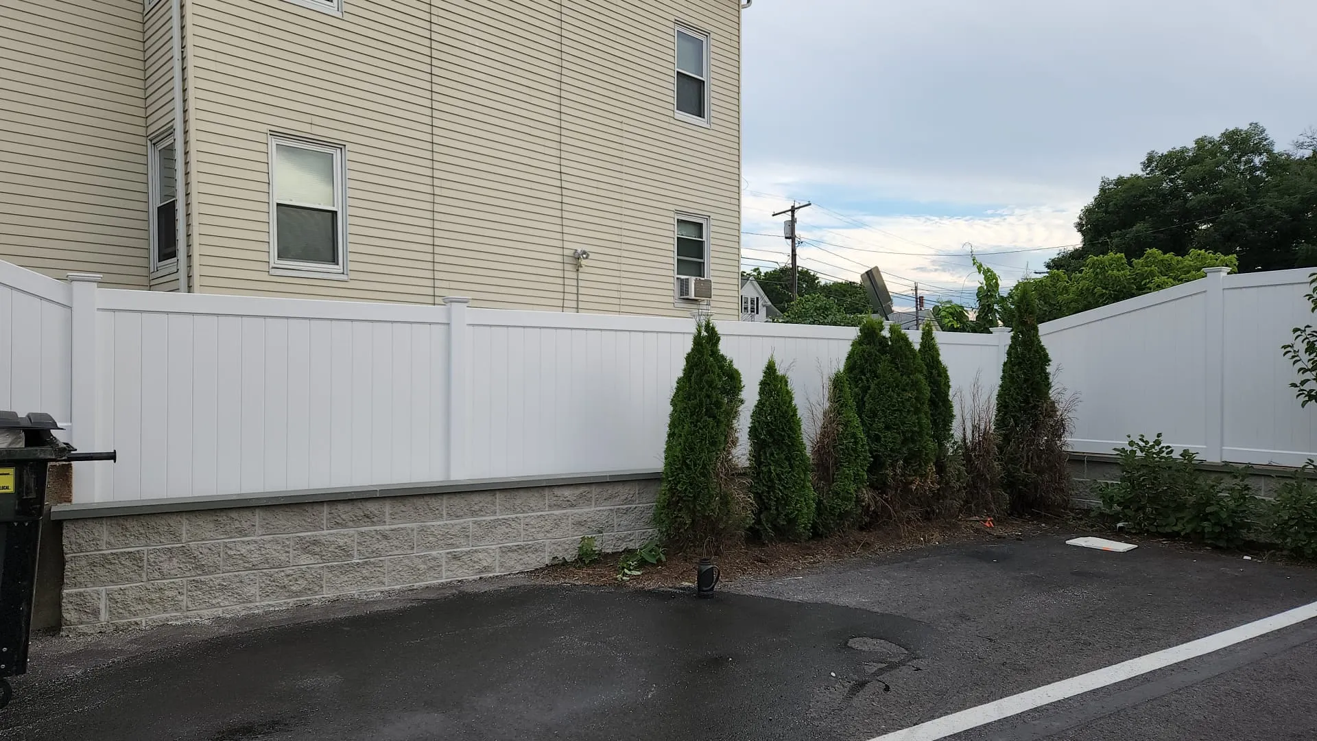 Vinyl fence installation by Friends and Fence