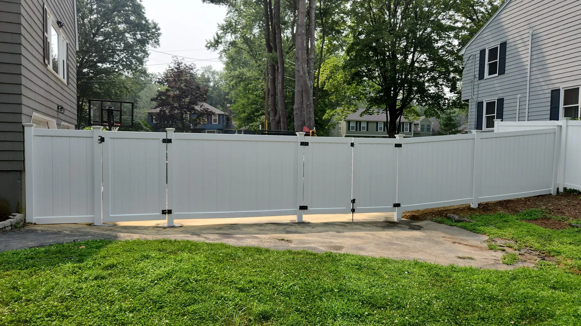 Vinyl fence photo 15